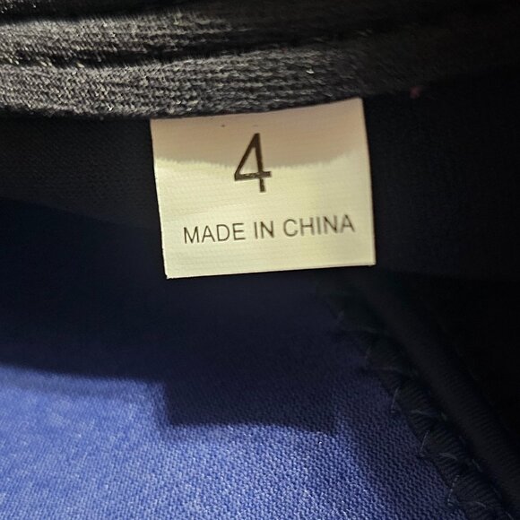 Goldfin Kids Wetsuit size 4t - Picture 2 of 3